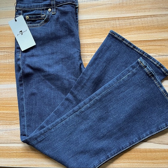 7FOR ALL MANKIND